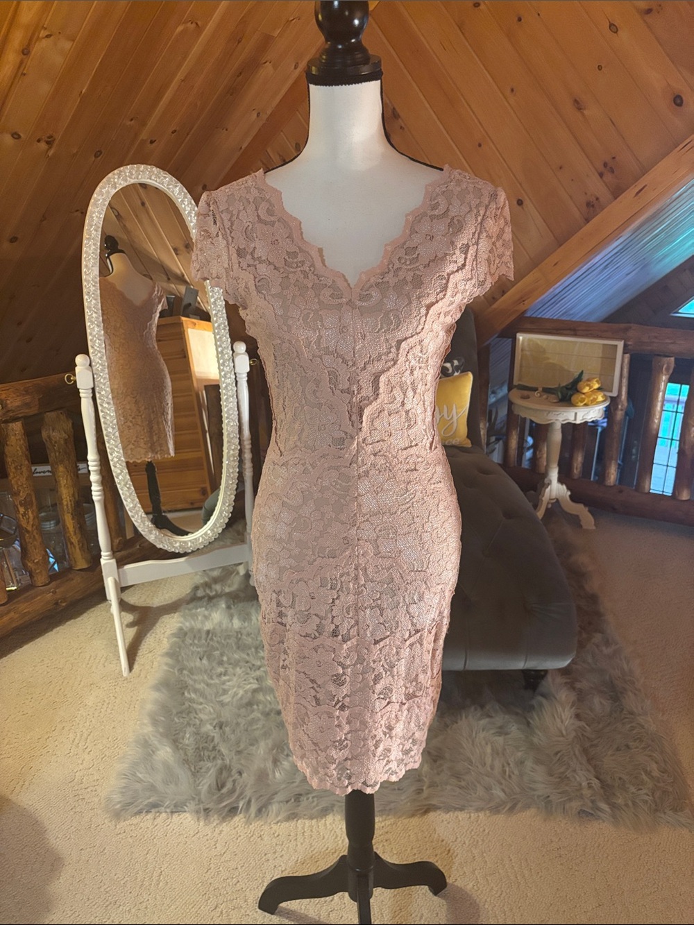 Badgley Mischka Dusty Pink Lace Midi Sheath Dress